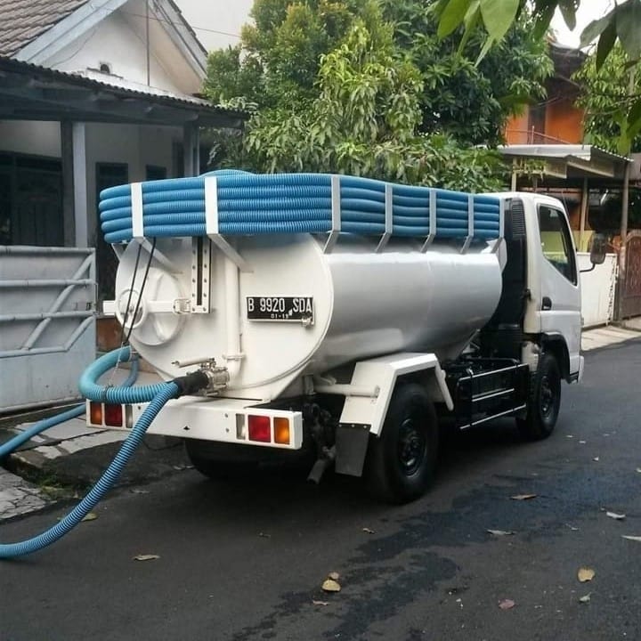 Armada lengkap Sedot WC Bandung Sejahtera